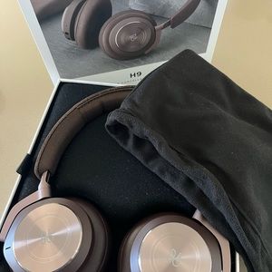 Bang$olufsen H9